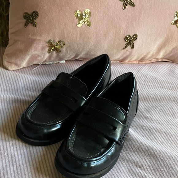 Zara Kids Black Moccasins size 12 kids - Picture 1 of 5